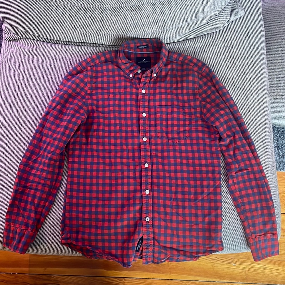 American Eagle Button-up Shirt